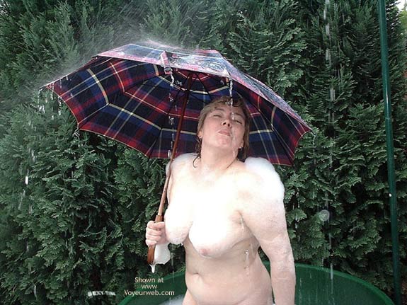 Pic #1Sexy Tina's Bathtime Fun 3