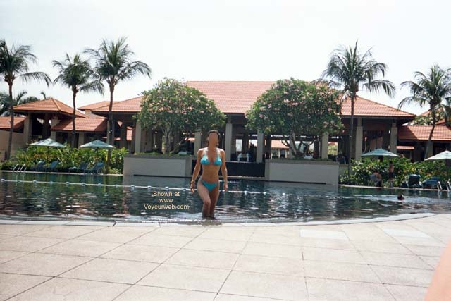 Pic #1Linda, Banking Executive