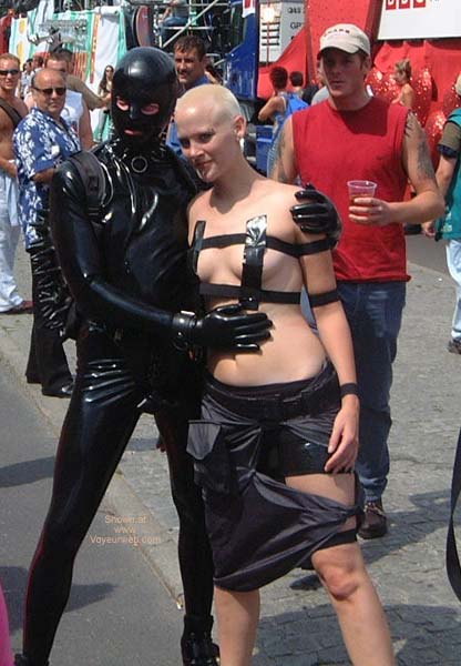 Pic #1 Love Parade 2002 Berlin X3