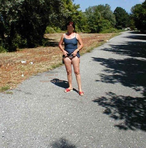 Pic #1 Serena in Vacanza