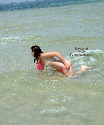 Pic #1Running Wild Takes A Dip