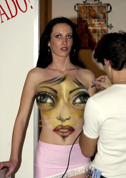 Pic #1New Kind Of Body Painting