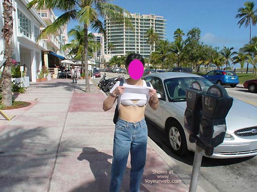 Pic #1Asian Wife Fen in Miami