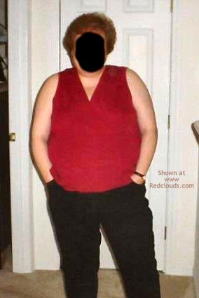 Pic #1Slutb For All To See