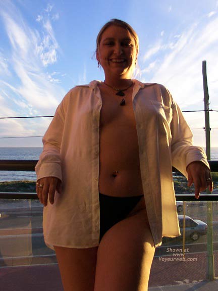 Pic #1Shaz From Aus Outside Resort