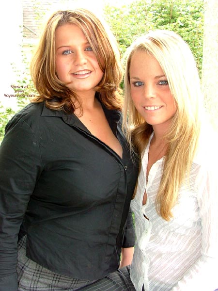 Pic #1*Gg Voluptous Vs Petite