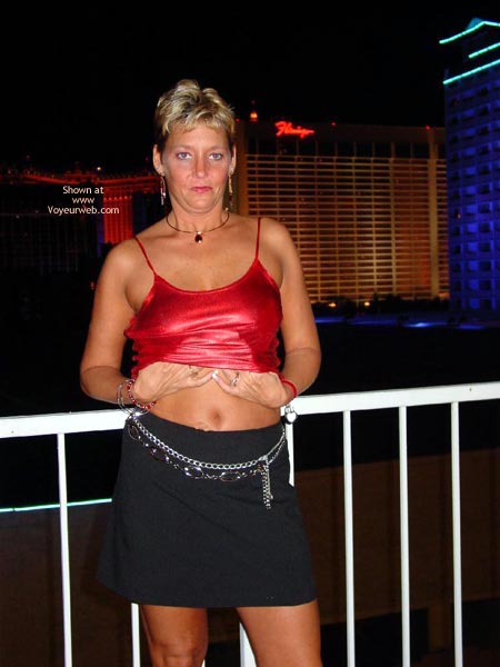 Pic #1*GG Luvebug Finds Some Friends