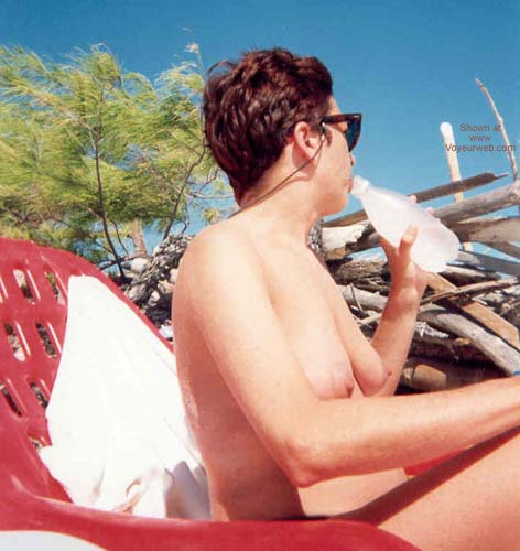 Pic #1Girls of Cayo Largo