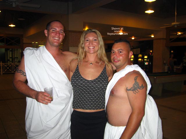 Pic #1 MM Salutes The Troops