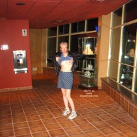 Fraya In Niagara Falls 2