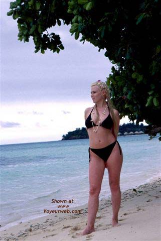 Pic #1My Girl Mia at Mana