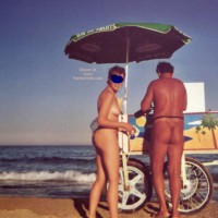 Pic #1Nudist