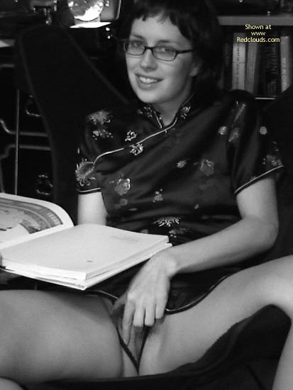 Pic #1Leila Cums On Her Man'S Face