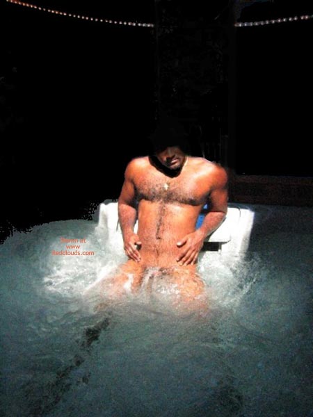 Pic #1M* Relaxin' In The Hot Tub