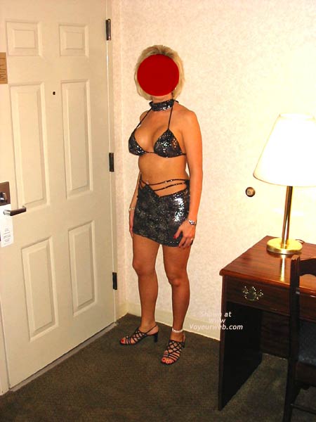 Pic #1Classy Wife - Ready For a Night Out