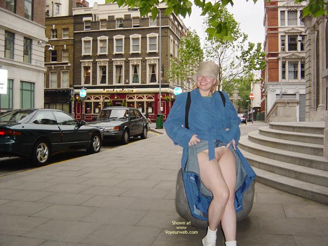 Pic #1Flash Cards Bunny At The British Museum