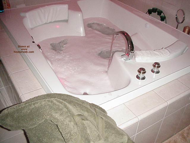 Pic #1*TU Mahu's Bubble Bath