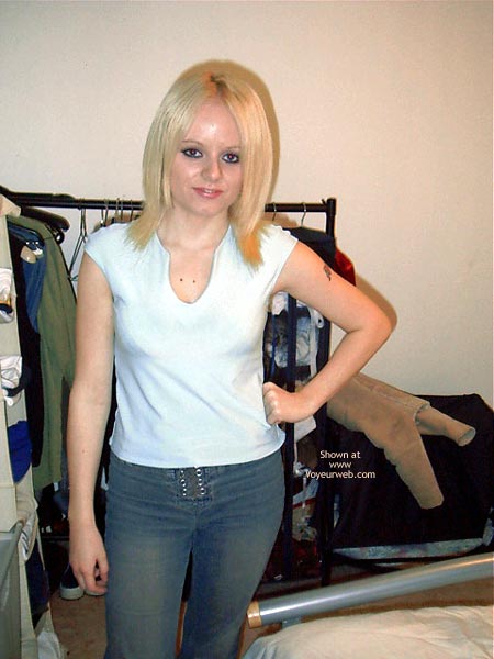Pic #1Hot 18 yo Rachel