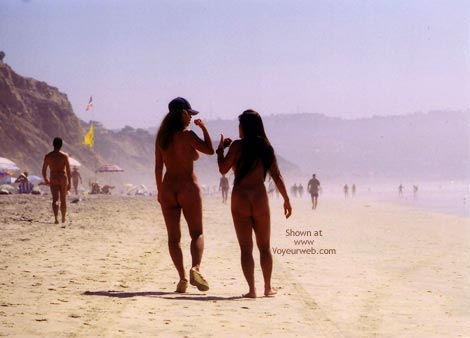 Pic #1*GG Lani and Ki Nude at Blacks Beach 5