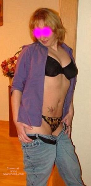 Pic #1Fun Wife Striptease