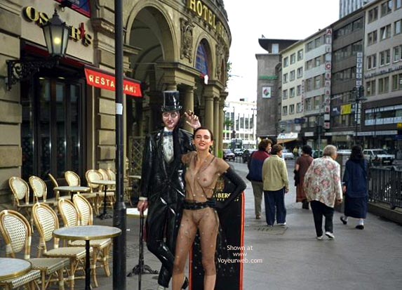 Pic #1Cora Nude in The Disco