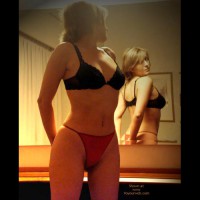 Italian Girl (Demonya)