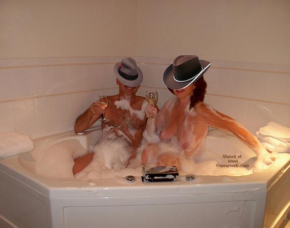 Pic #1For Dedicated Couples Still in Love