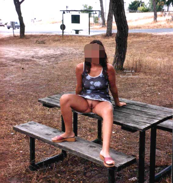 Pic #1Portuguese Body Pissing in The Woods Again