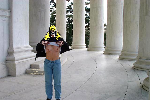 Pic #1 Batgirl Monumentally Cold!