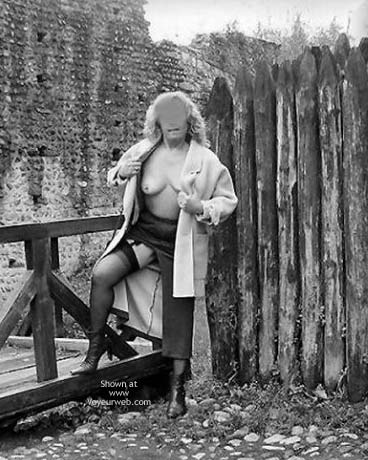 Pic #1Caty - Old River