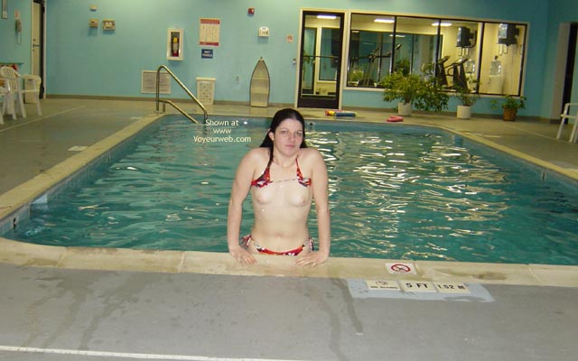 Pic #1 Holiday Inn Pool