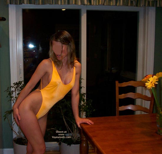 Pic #1Laura's Borrowed Swimsuit