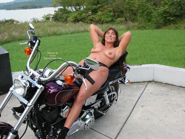Pic #1Victoria Loves A Harley