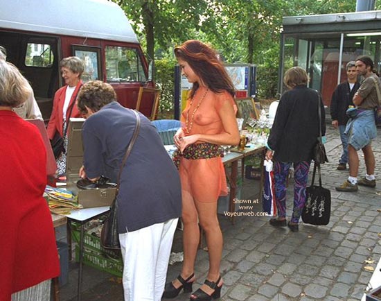 Pic #1*UN Nancy NIP in Uniforms