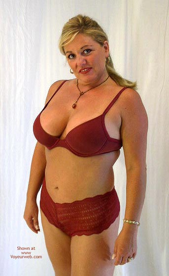 Pic #1Cat In (and Out) of Purple 1