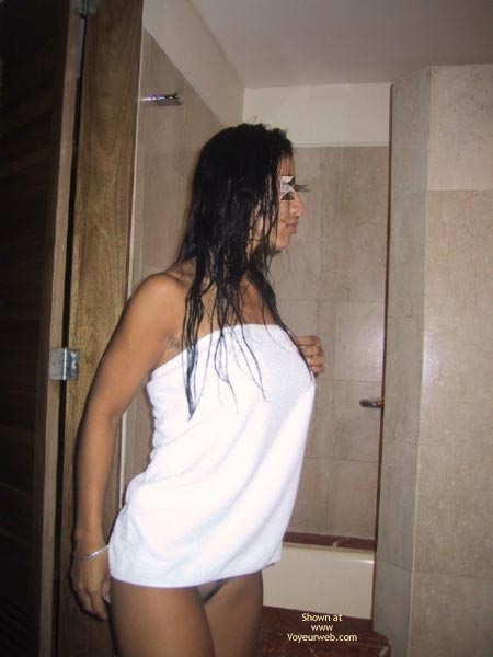 Pic #1Colombian Stewardess