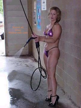 Pic #1Showing Off The Buns 2