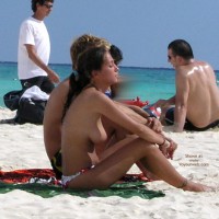 Girls Of Playa