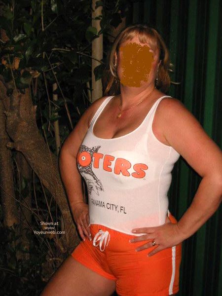 Pic #1Retired Hooters Gal