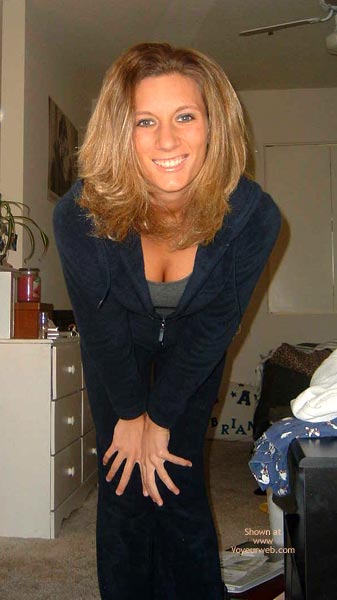 Pic #1Supergirl Returns