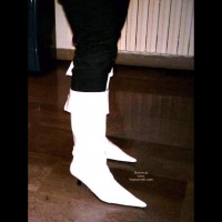 Pic #1 Danila Italy en White Boots