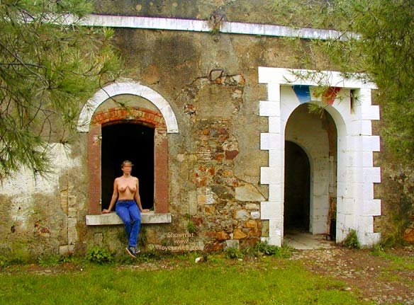 Pic #1Tina In An Old Fort