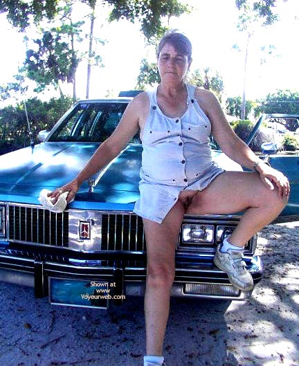 Pic #1Maddy Nude in Public