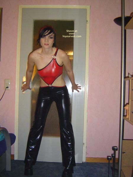 Pic #1A Little Strp For You! Ein Kleiner Strip!