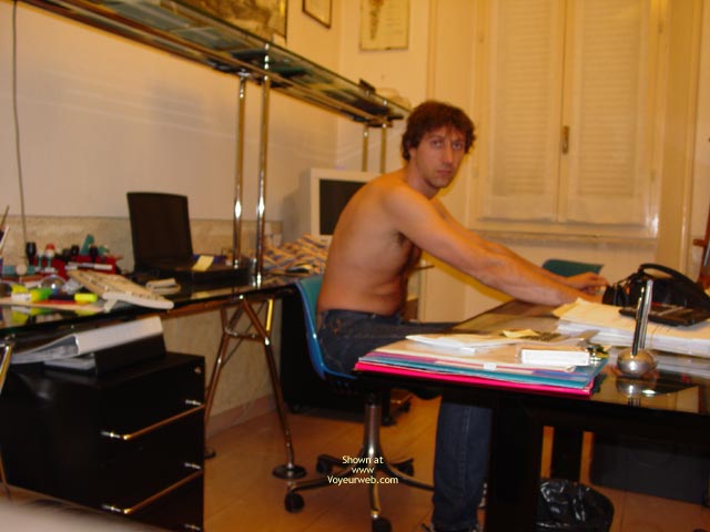 Pic #1M* Lookin For Secretary