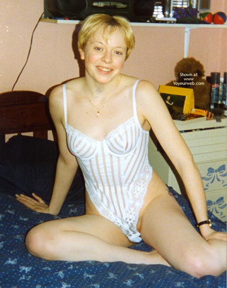 Pic #1Hazel My Ex Gf at Home Having Fun 2