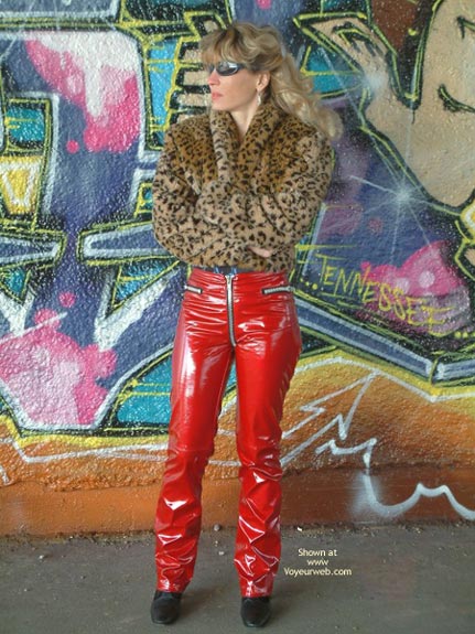 Pic #1Marina is Back, Graffiti Strip!