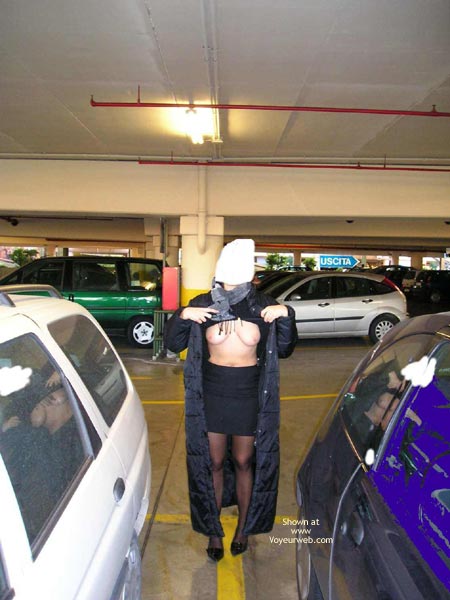 Pic #1Gis - No Underwear 2