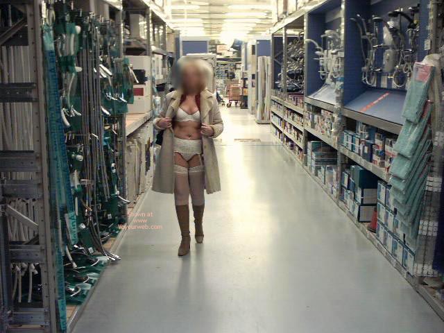 Pic #1Guernsey Val Back With New Master