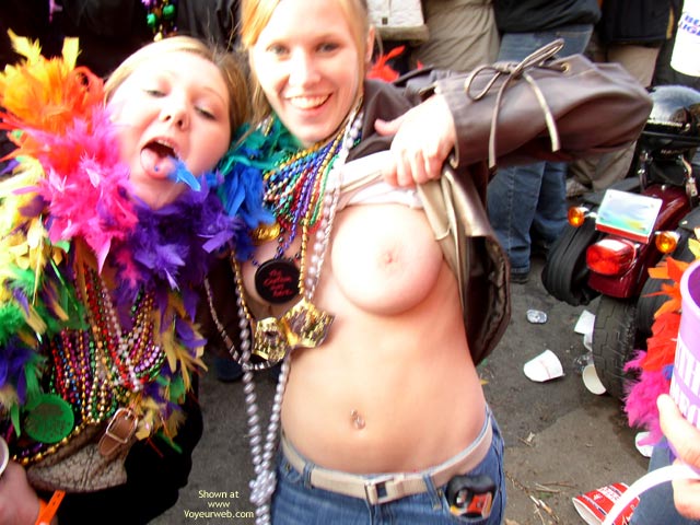 Pic #1 Soulard Mardi Gras 2004 St. Louis